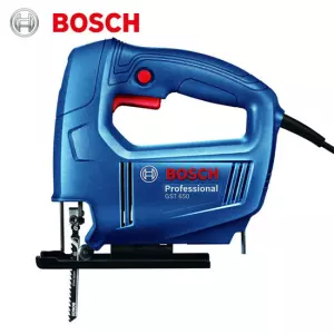 Scie sauteuse 65 mm 450W GST 650 BOSCH